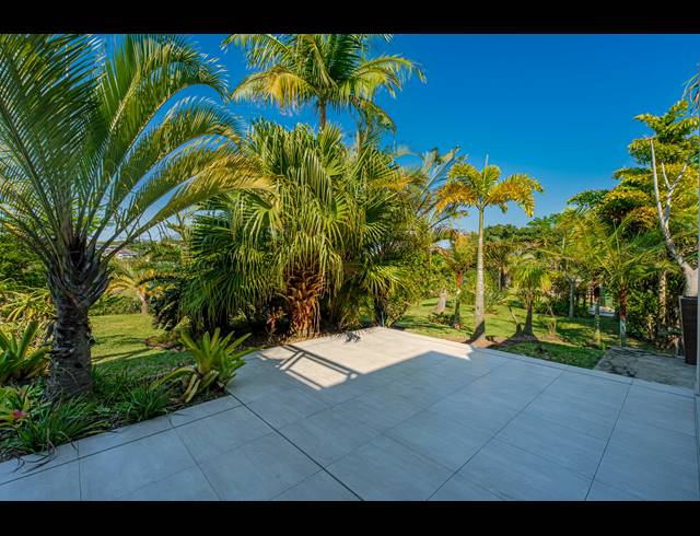 3 BEDROOM APARTMENT FOR SALE IN PALM LAKES ESTATE
